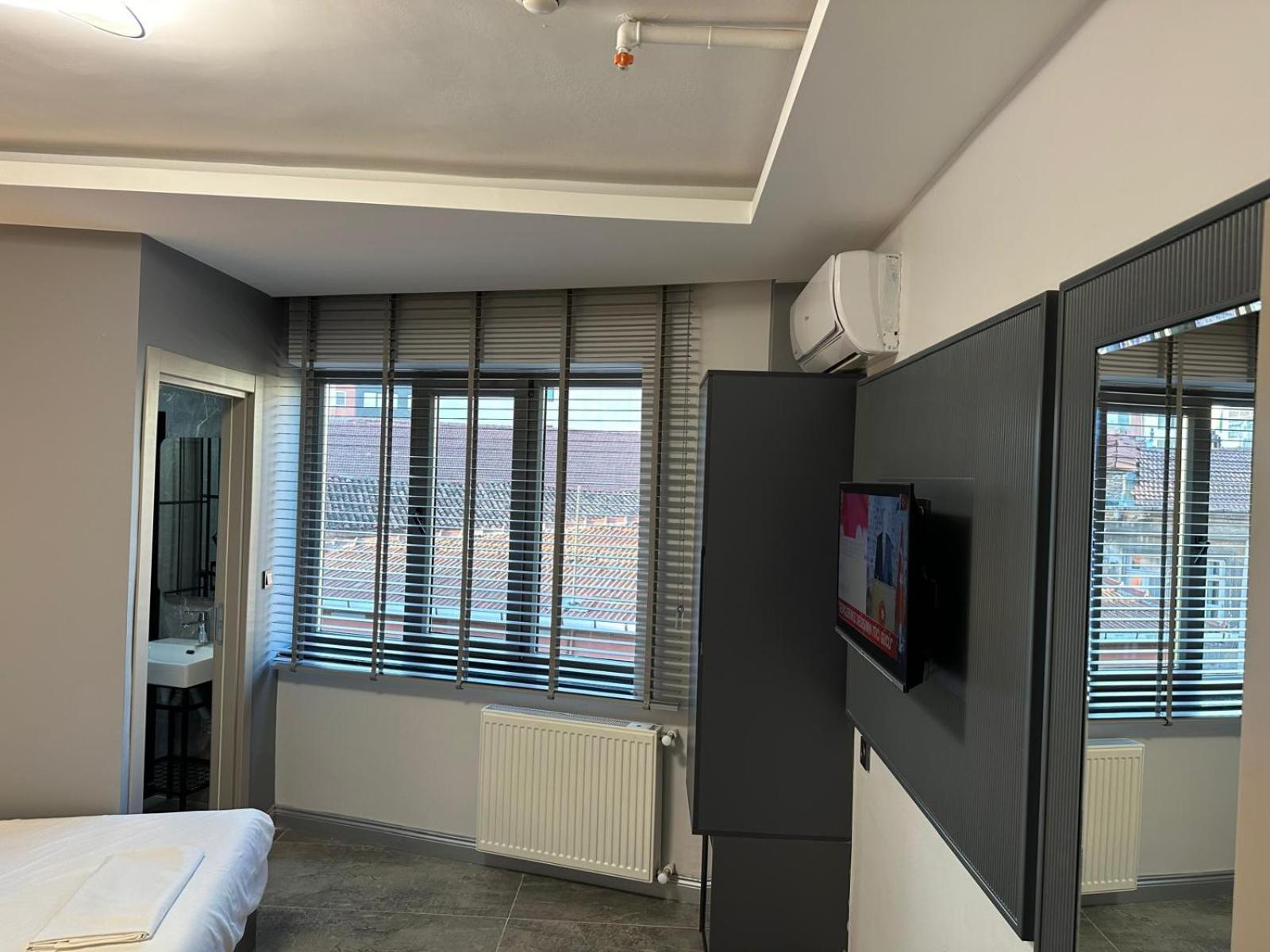 Grand Fm Hotel Istanbul Exteriör bild
