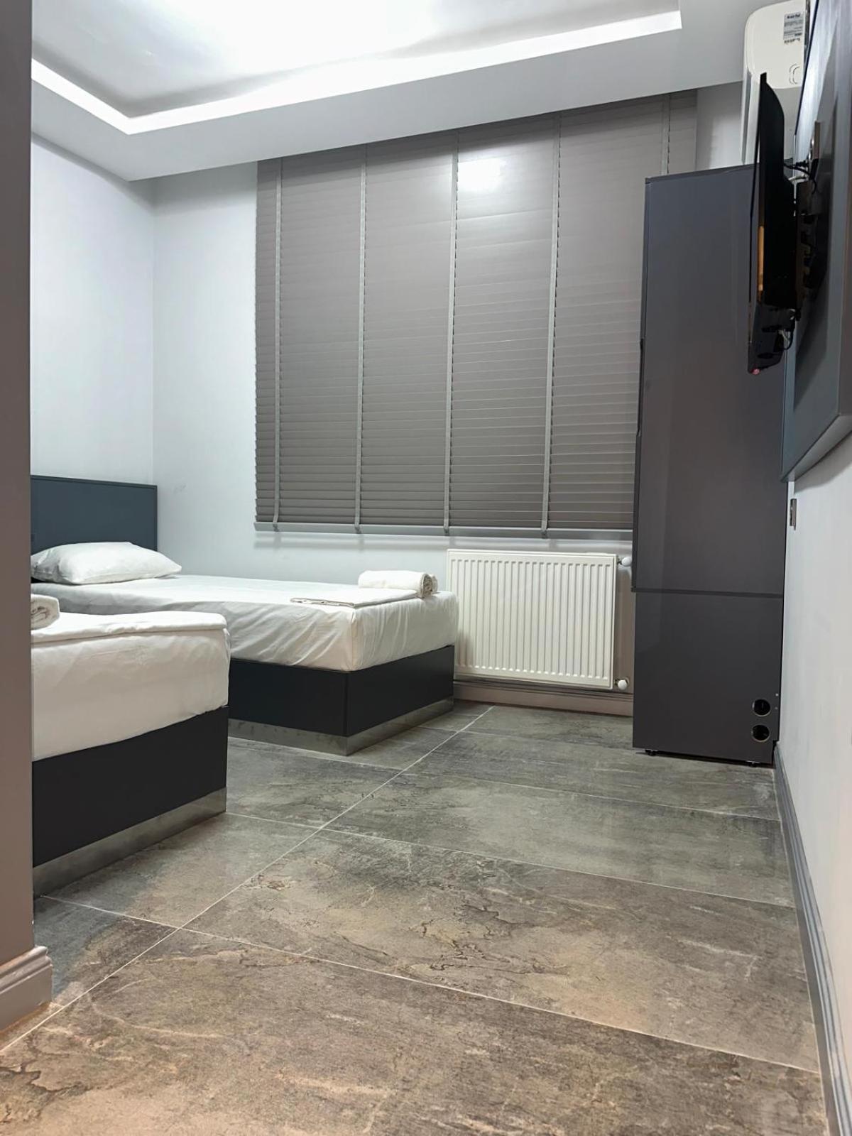Grand Fm Hotel Istanbul Exteriör bild