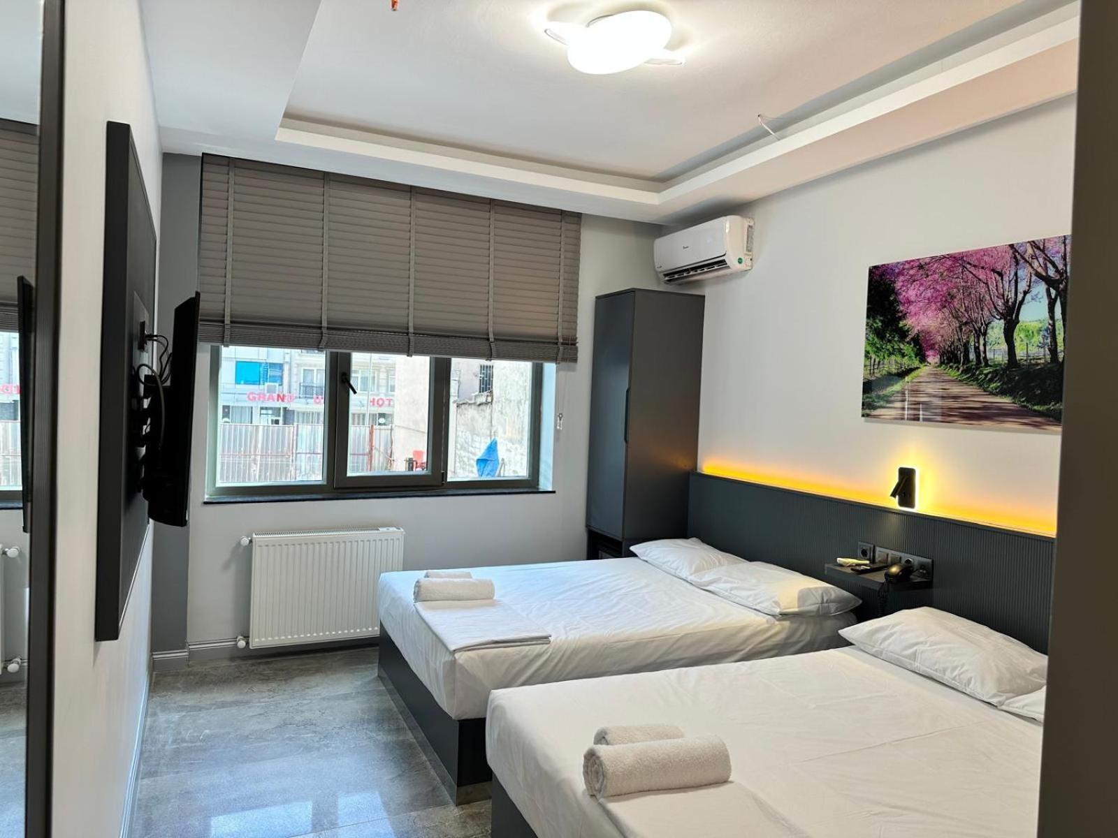Grand Fm Hotel Istanbul Exteriör bild