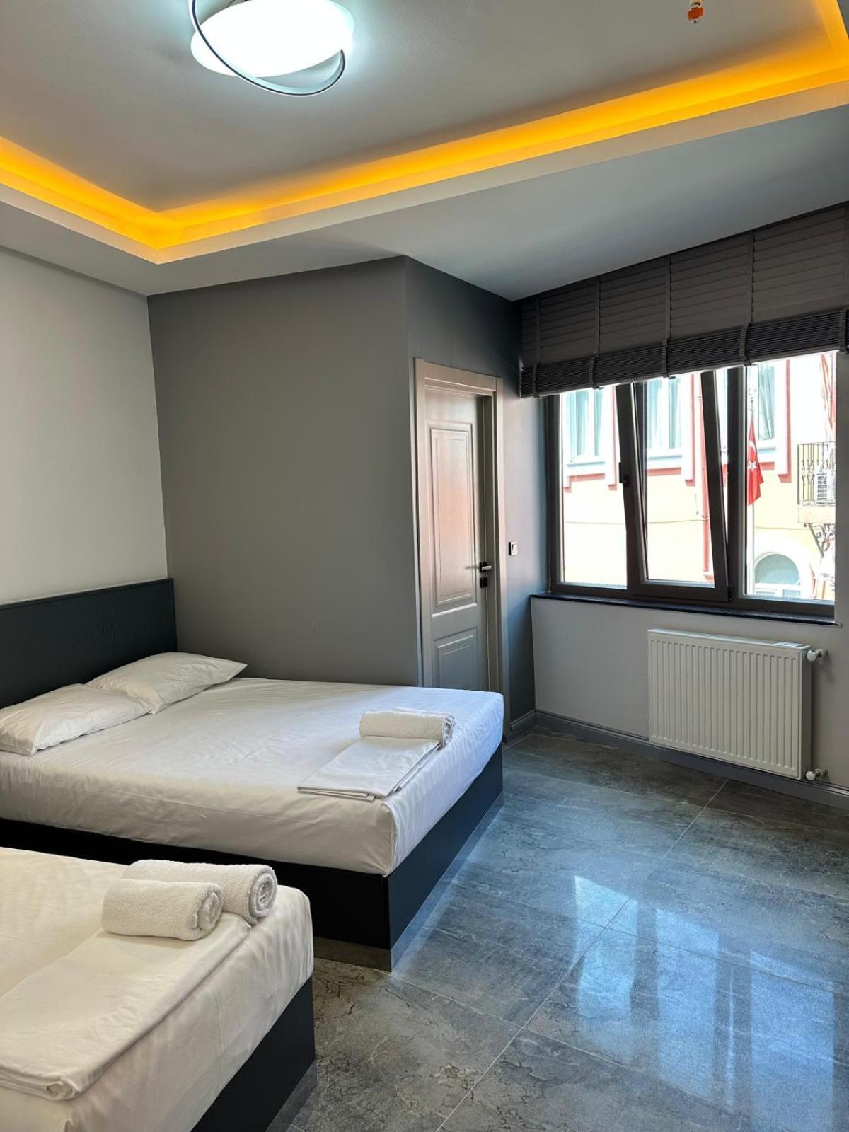 Grand Fm Hotel Istanbul Exteriör bild